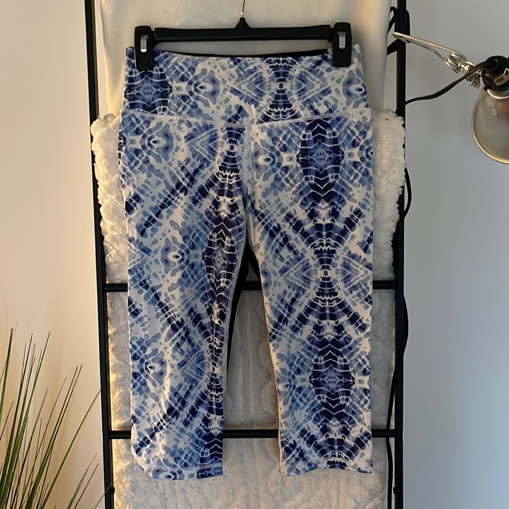 Tie Dye Victoria Secret Cropped Leggings